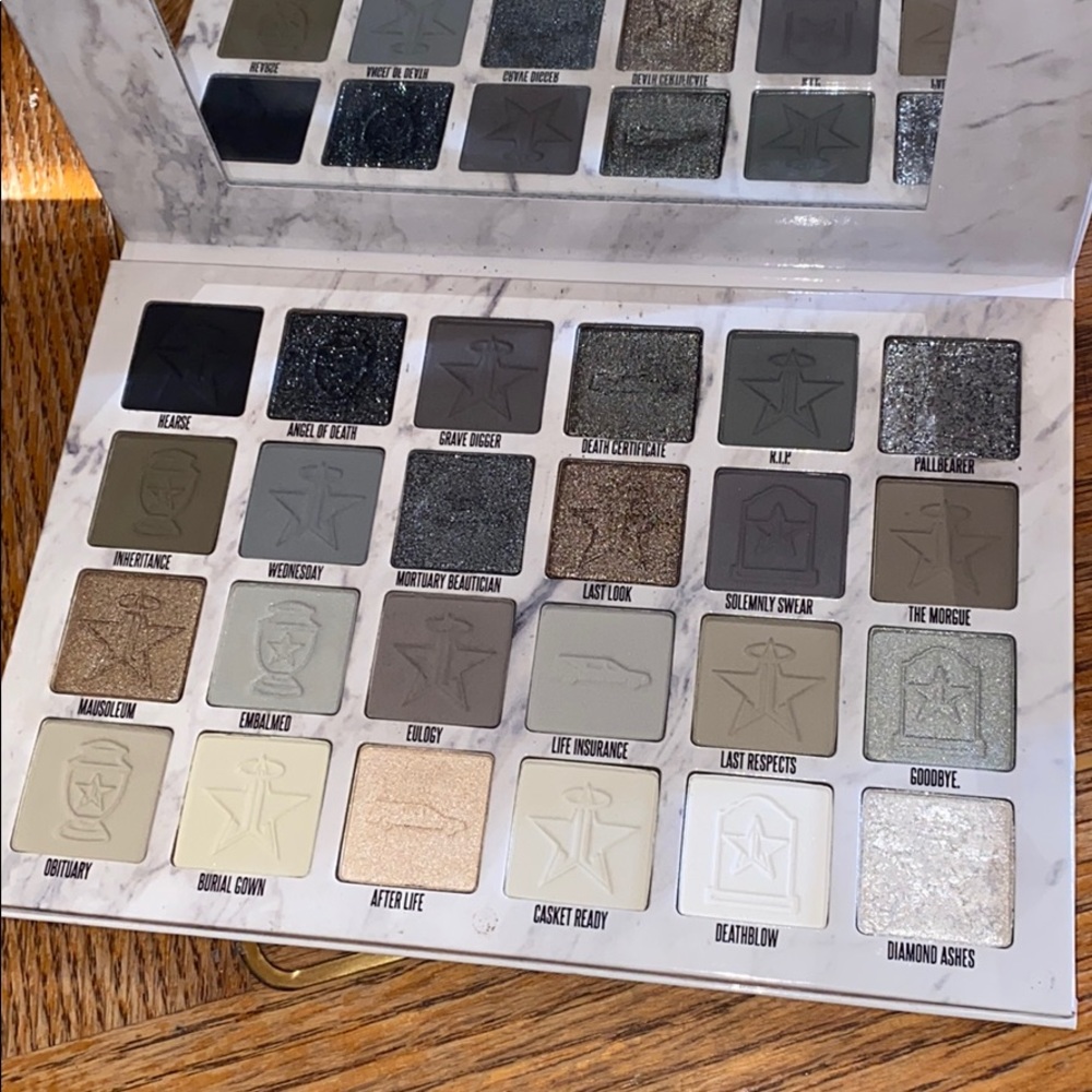 Jeffree Star Cosmetics Cremated Eyeshadow Palette